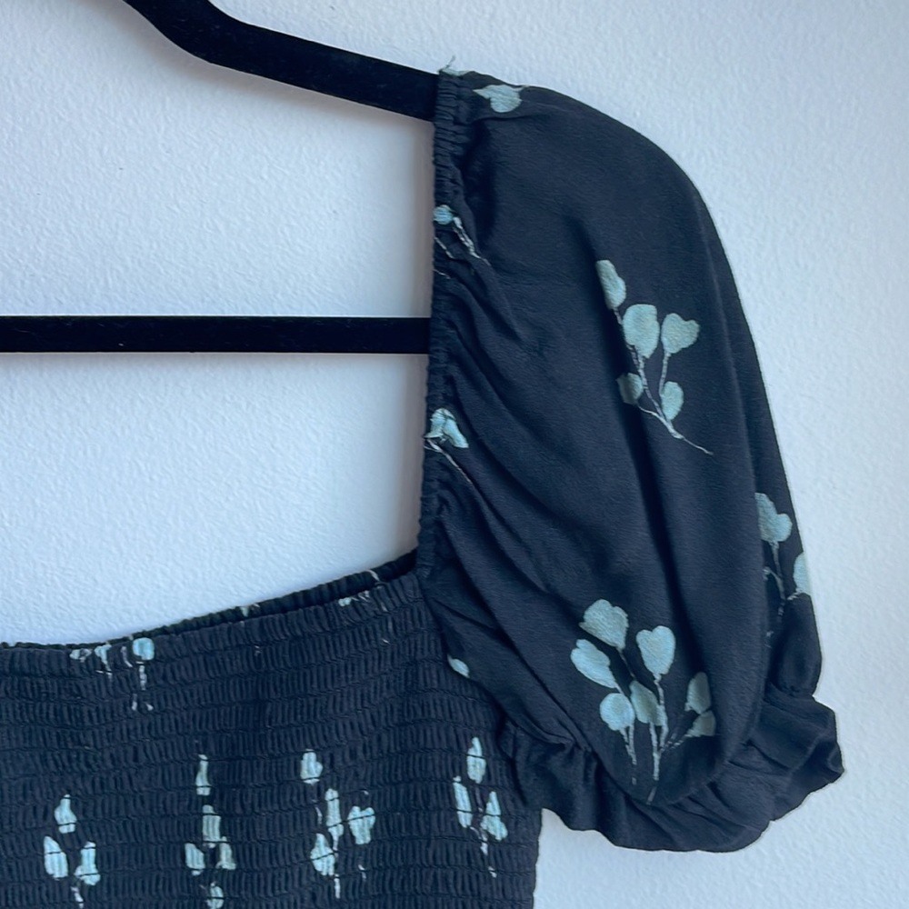 aritzia top - Picture 3 of 4